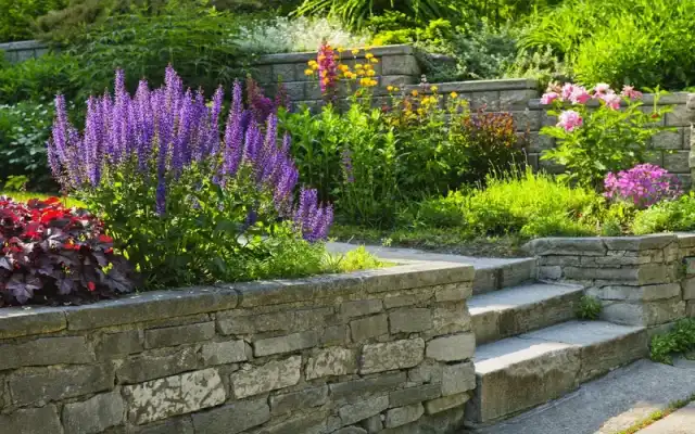 Mulch, Flowers, and Beds